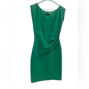 DIANE VON FURSTENBERG Green Rouched Dress Size 6 EUC